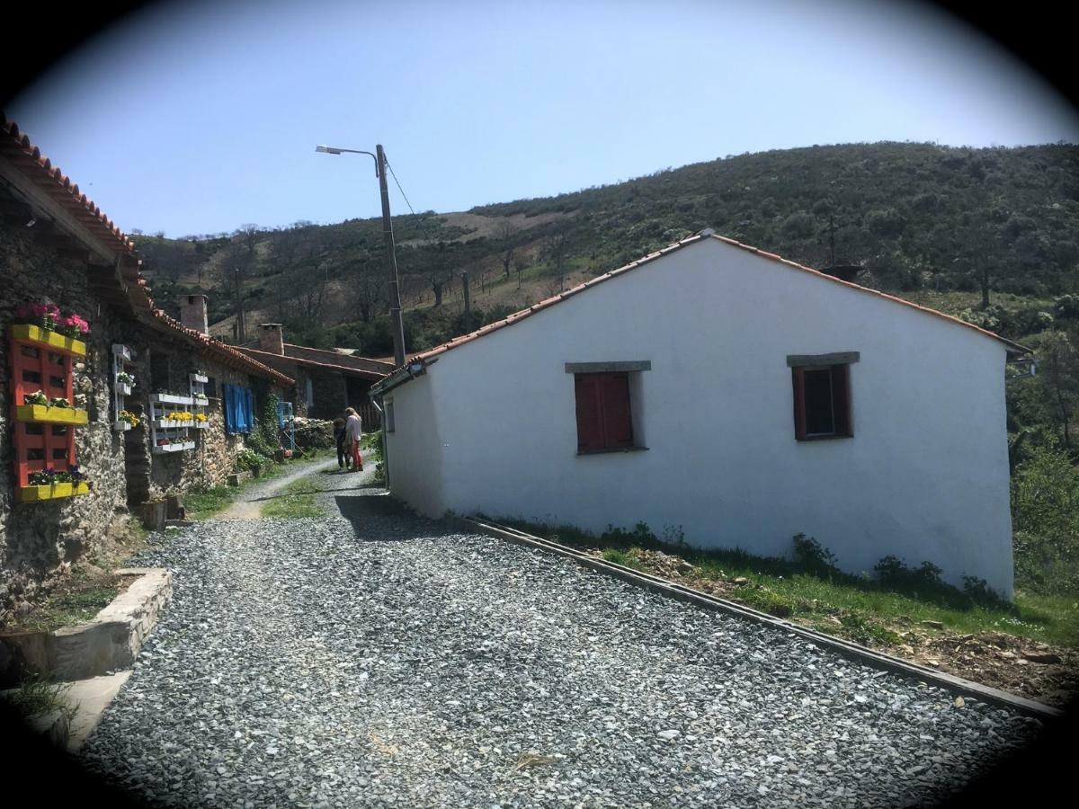 Mosteirinho Negreda Exterior foto